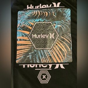 Large black Hurley shirt